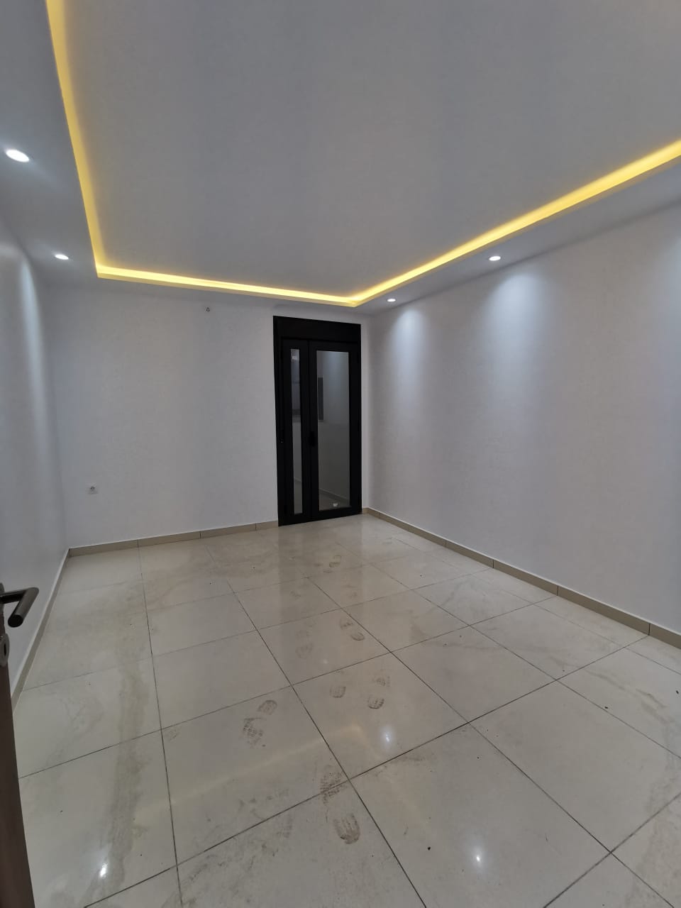 Appartement F3 à louer à Fernand Ville – 87 m² en résidence | 1er étage