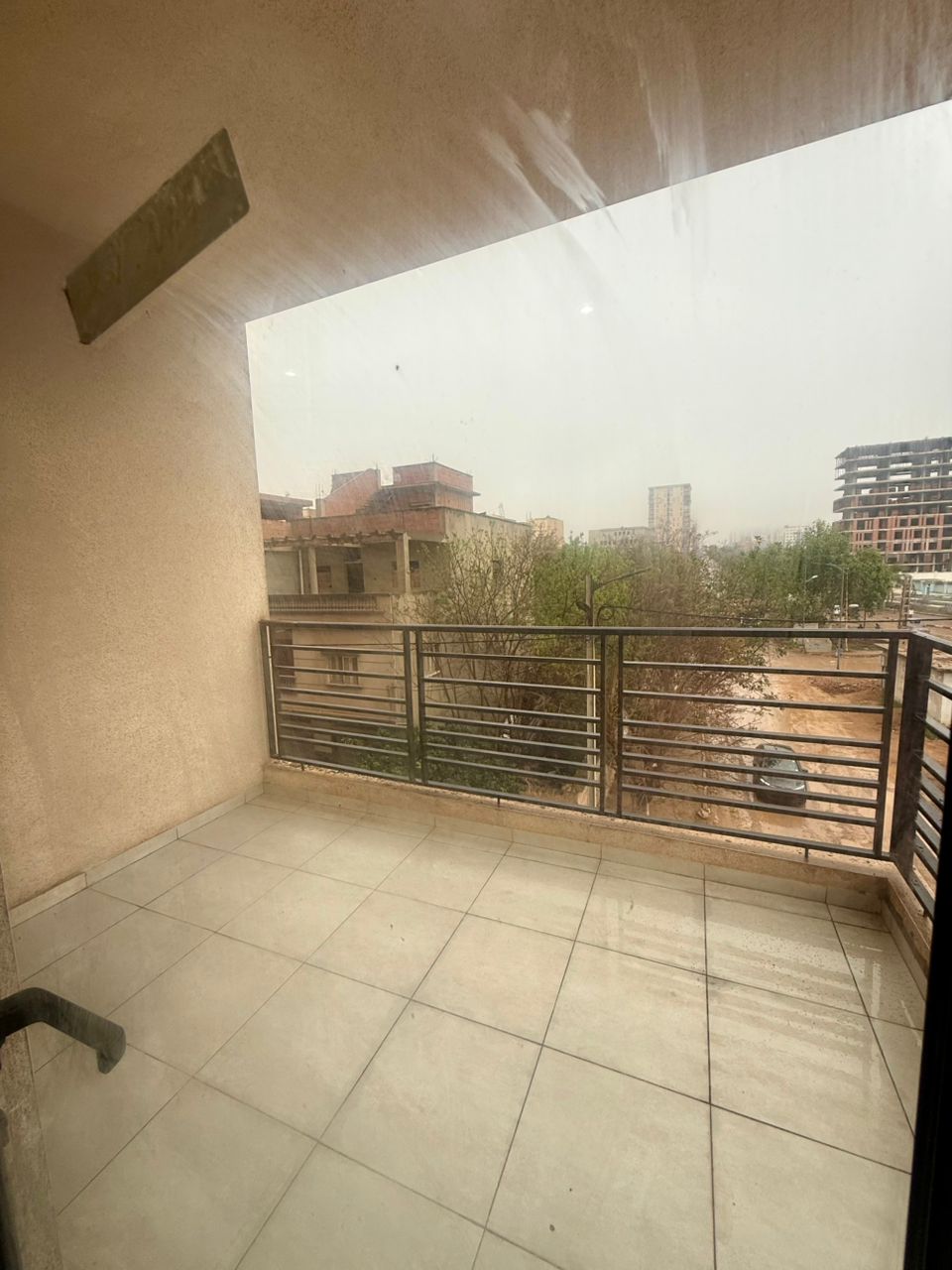 Appartement F4 de 115 m² à Bir El Djir – Résidence avec ascenseur et parking | 1er étage